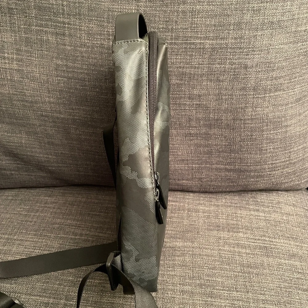 NWT Duchamp Olive Camo Slingbag